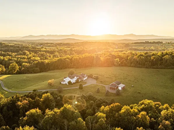 137 Catskill View Road, Claverack, NY 12530