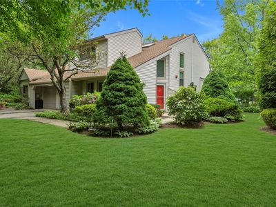 5 Lakeridge Drive, Huntington, NY, 11743