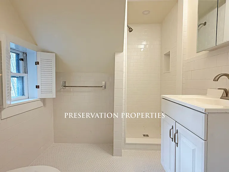 9 Chesley Ave #1 — Photo 6
