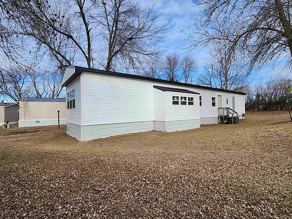 3rd image of 2408 25th St Lot 14
