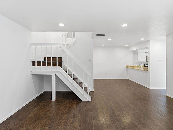 4th image of 5626 Preston Oaks Rd APT 11C