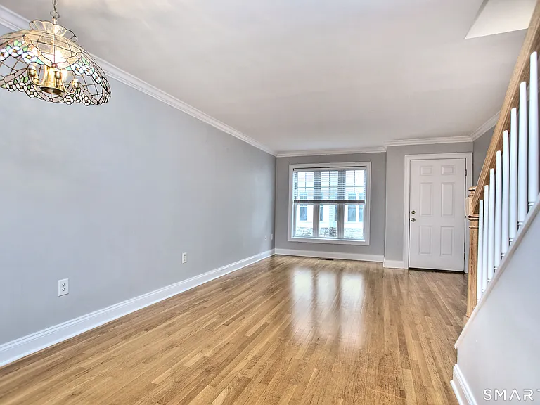 39 Maple Tree Ave #52 — Photo 4