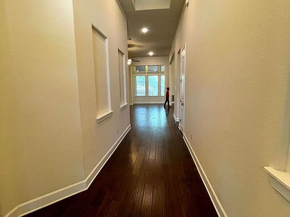 4th image of 236 Galveston Island Ln