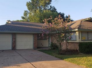 8219 Gulf Tree Ln, Houston, TX 77075