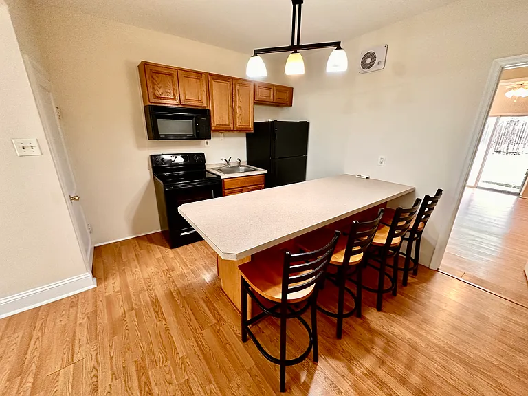 3652 Midvale Ave #1 — Photo 6