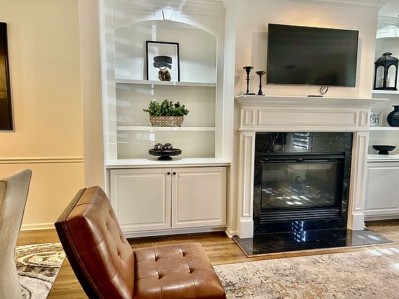Living Room w/ Fireplace