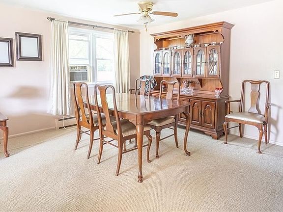 4th image of 76 Sudbury Ln