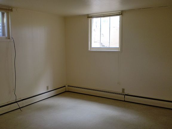 2nd image of 1920 Charlott Ave APT 5