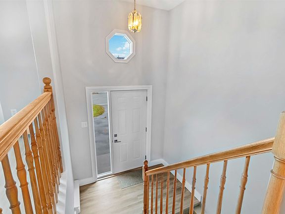 2nd image of 9 Kohar Ct