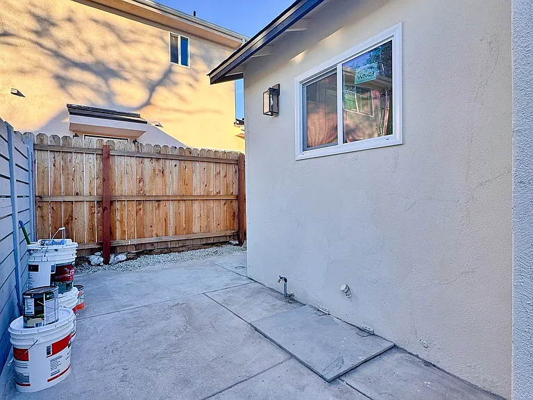 231 Vista Ave #1/2 — Photo 22