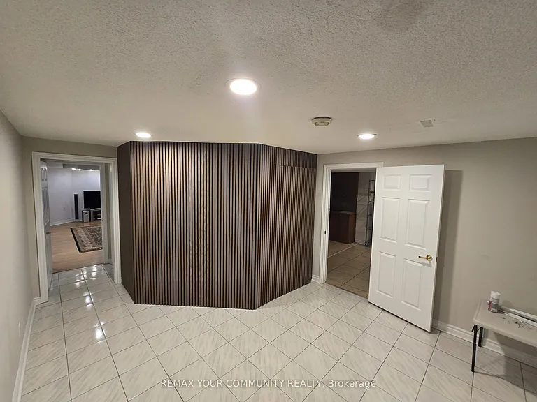 21 Addison St #BASEMENT — Photo 10