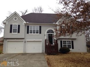 124 Shadetree Ln, Lawrenceville, GA 30044