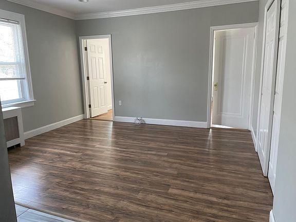 5th image of 1730 Melville St