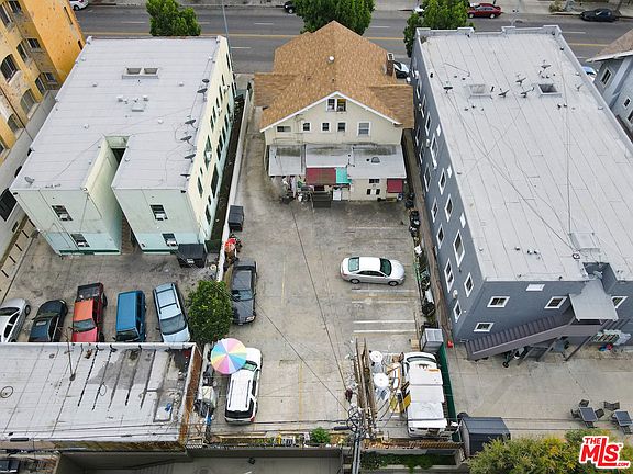 2nd image of 2947 W 8th St #1