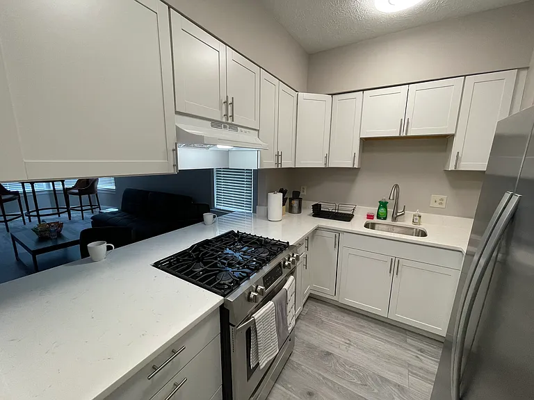 9201 Lorain Ave #2 — Photo 4