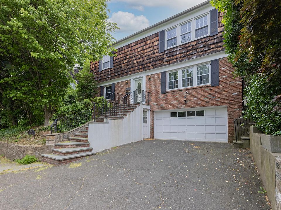 1st image of 368 Columbus Ave #2
