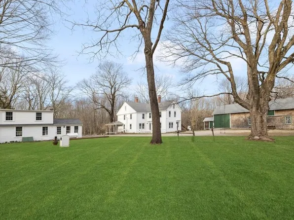 1896 Middle Rd, East Greenwich, RI 02818