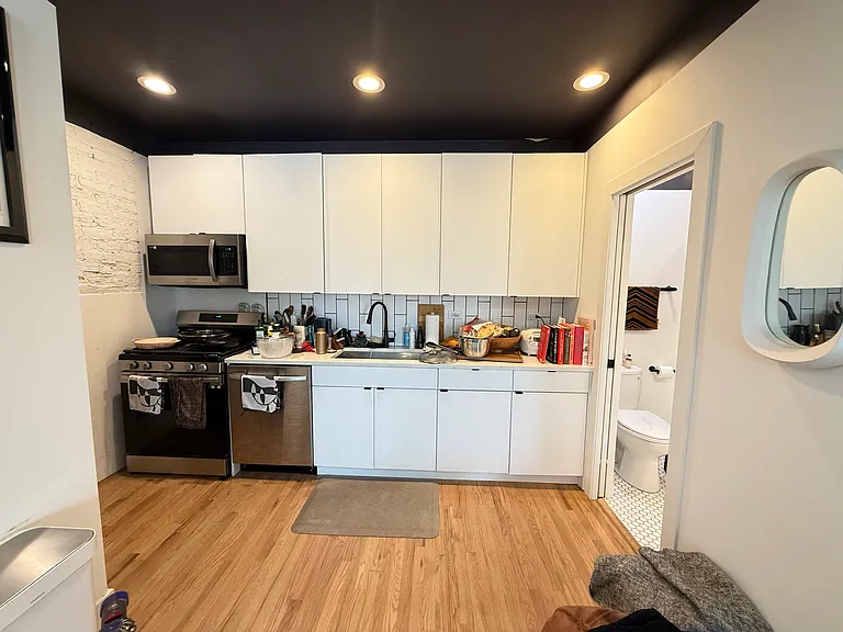 651 N Paulina St #CH — Photo 6