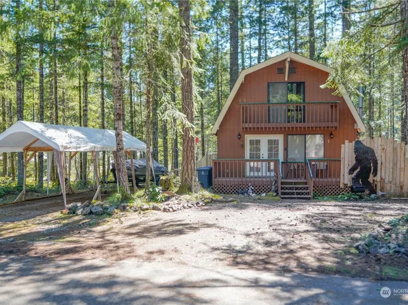 11 N Olympic Court N, Hoodsport, WA 98548