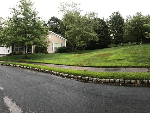 2nd image of 16 Morningside Ct #1000