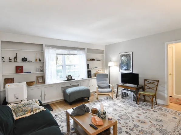 5 Alton Ct, Brookline, MA