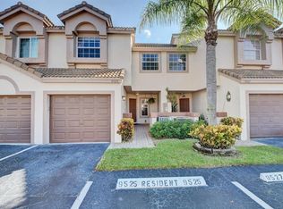 9525 Boca River Cir, Boca Raton, FL 33434