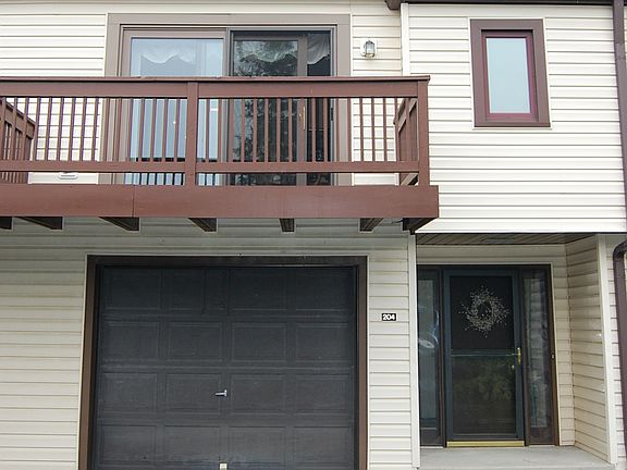 2nd image of 204 Old Meadow Dr