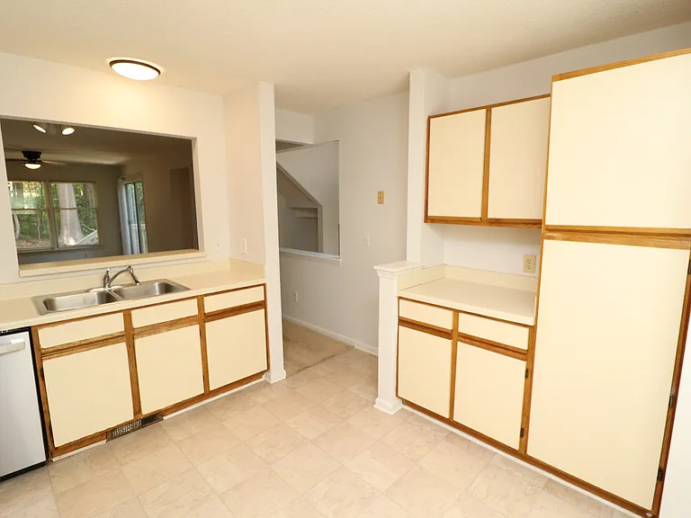 102 Union Jack Ln — Photo 13