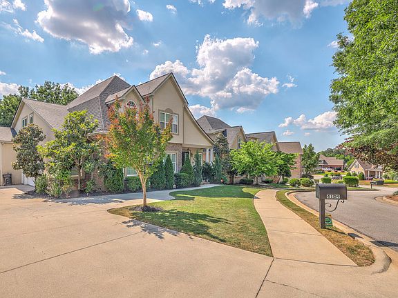 4th image of 4109 Shady Oaks Drive