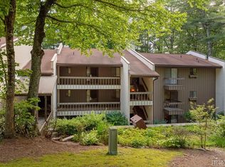 435 2c Overlook Rd #2C, Sapphire, NC 28774