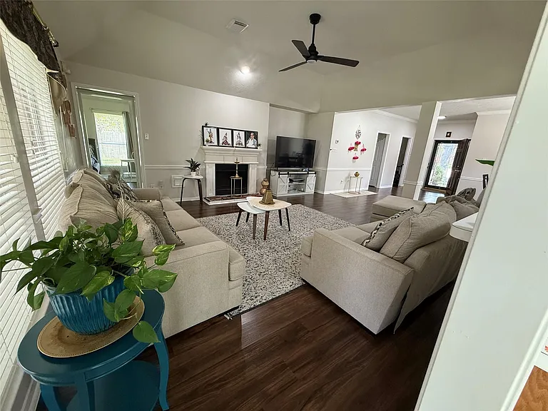 11807 McKinney Falls Ct — Photo 8
