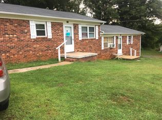 215 Blanch St, East Bend, NC 27018