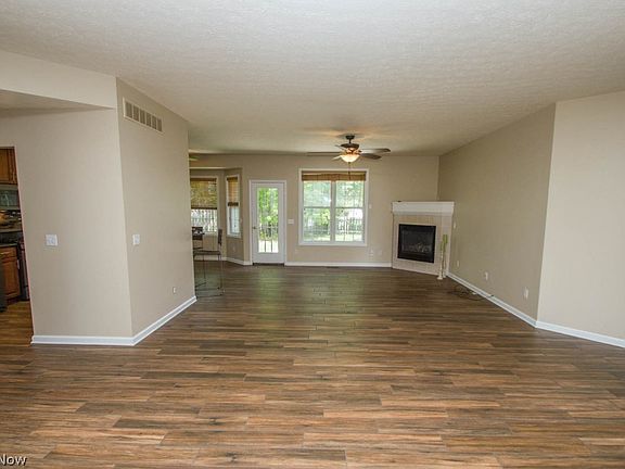 4th image of 22290 Country Meadows Ln