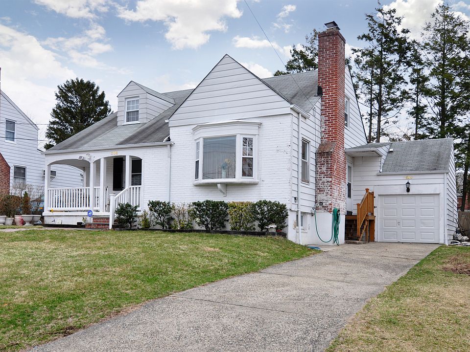 1st image of 396 Kneeland Ave