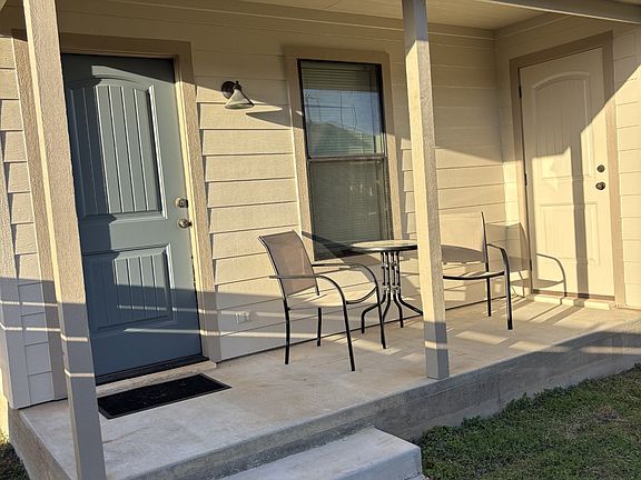 5th image of 1845 County Road 258 Unit A
