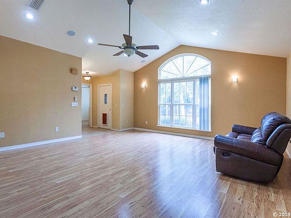 2nd image of 6579 SE 82nd Ave