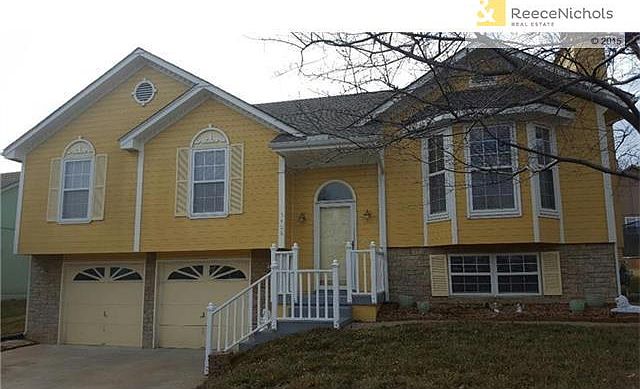 1st image of 5408 NE Rainbow Ct