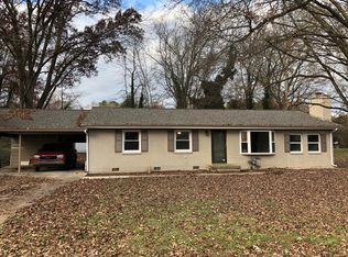 8005 Sabre Dr, Knoxville, TN 37919