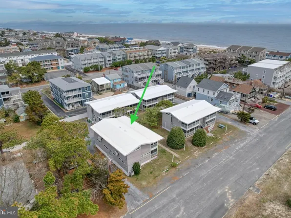 21 Collins Ave #1B, Dewey Beach, DE 19971