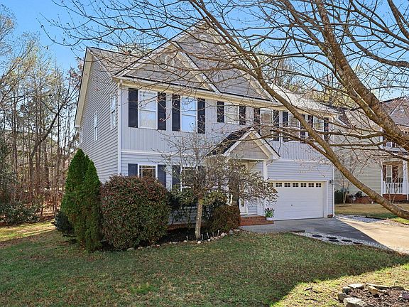 2nd image of 229 Autumn Glen Ln