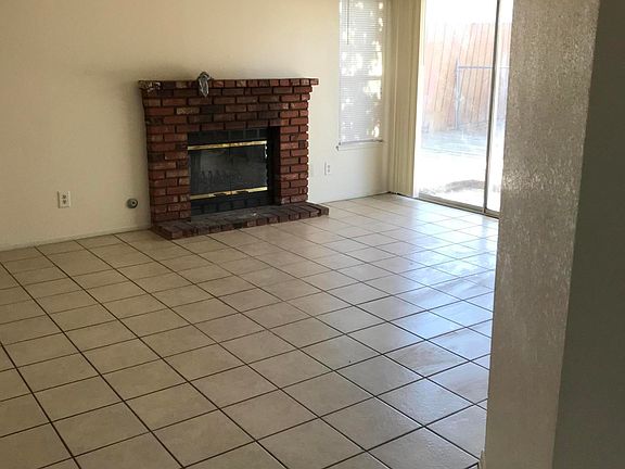 4th image of 759 W Avenue H4