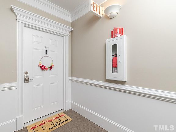 4th image of 933 Portstewart Dr #933