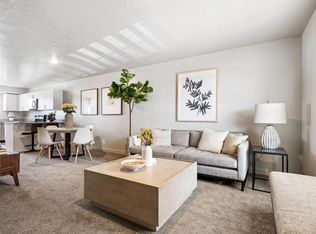 228 N Lone Rock Dr UNIT C203, Hurricane, UT 84737