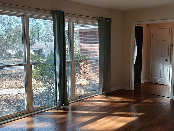 Great light in the living room.
