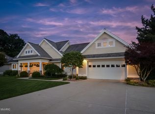 4040 Tallman Creek Dr NW, Grand Rapids, MI 49534