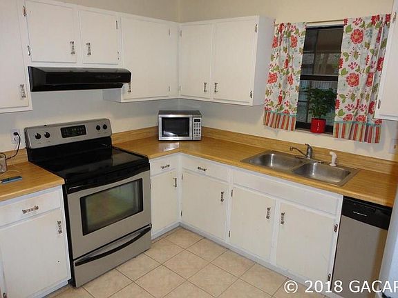 2nd image of 4422 NW 20th St