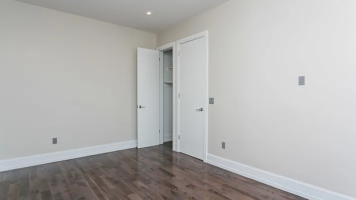 Rented by Nooklyn NYC LLC | media 7