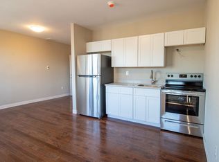 49 N Main St #303, Middleboro, MA 02346