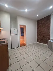 Rented by Homefront Management E29, Inc.