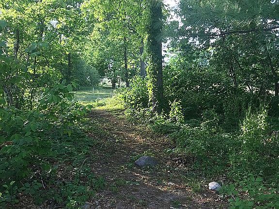 walkway to golf course